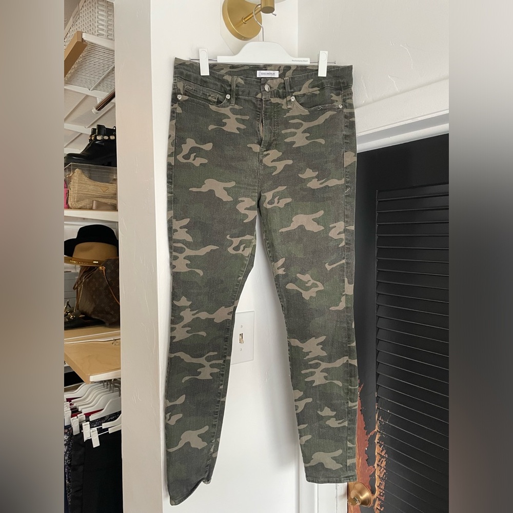 Good American Camo Jeans Size 14/32